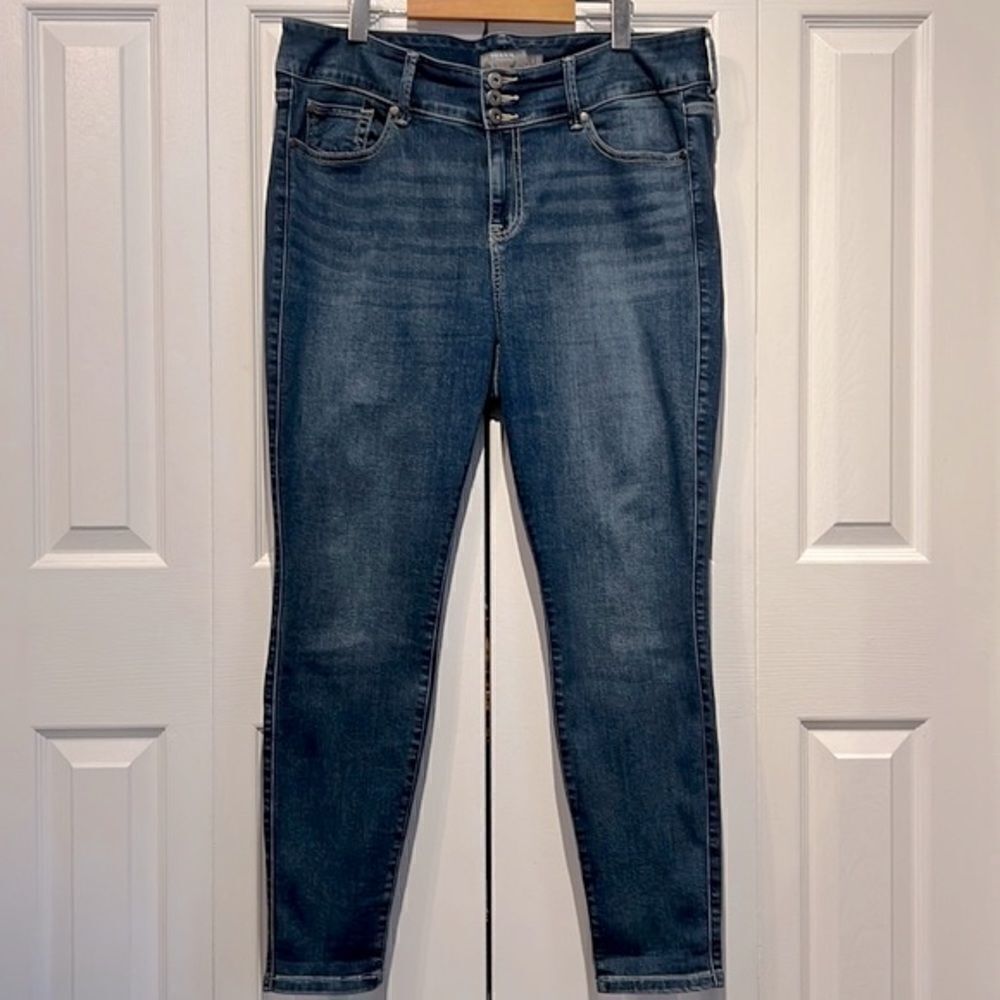 Torrid Jegging Jeans Size 16R